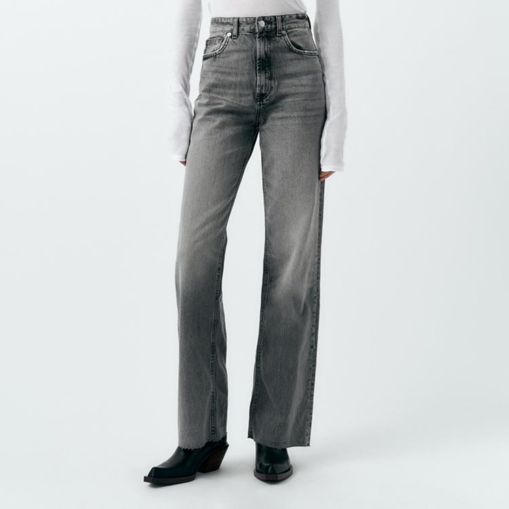 ZARA| TRF HIGH RISE WIDE LEG JEANS